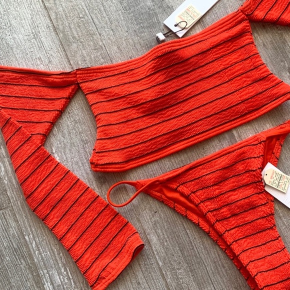 🔥🔥BILLABONG - HIGH TIDE COLD SHOULDER TANGA SET - Picture 7 of 8